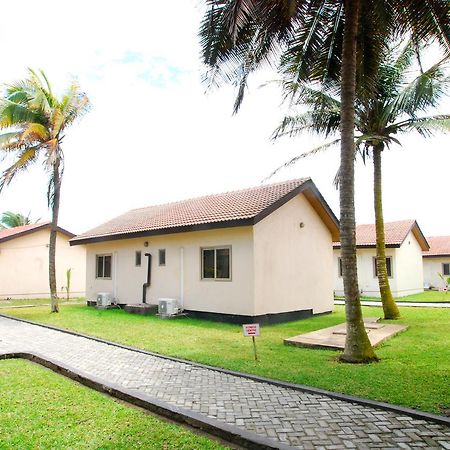 Ramada Resort Accra Exterior foto