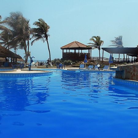 Ramada Resort Accra Exterior foto