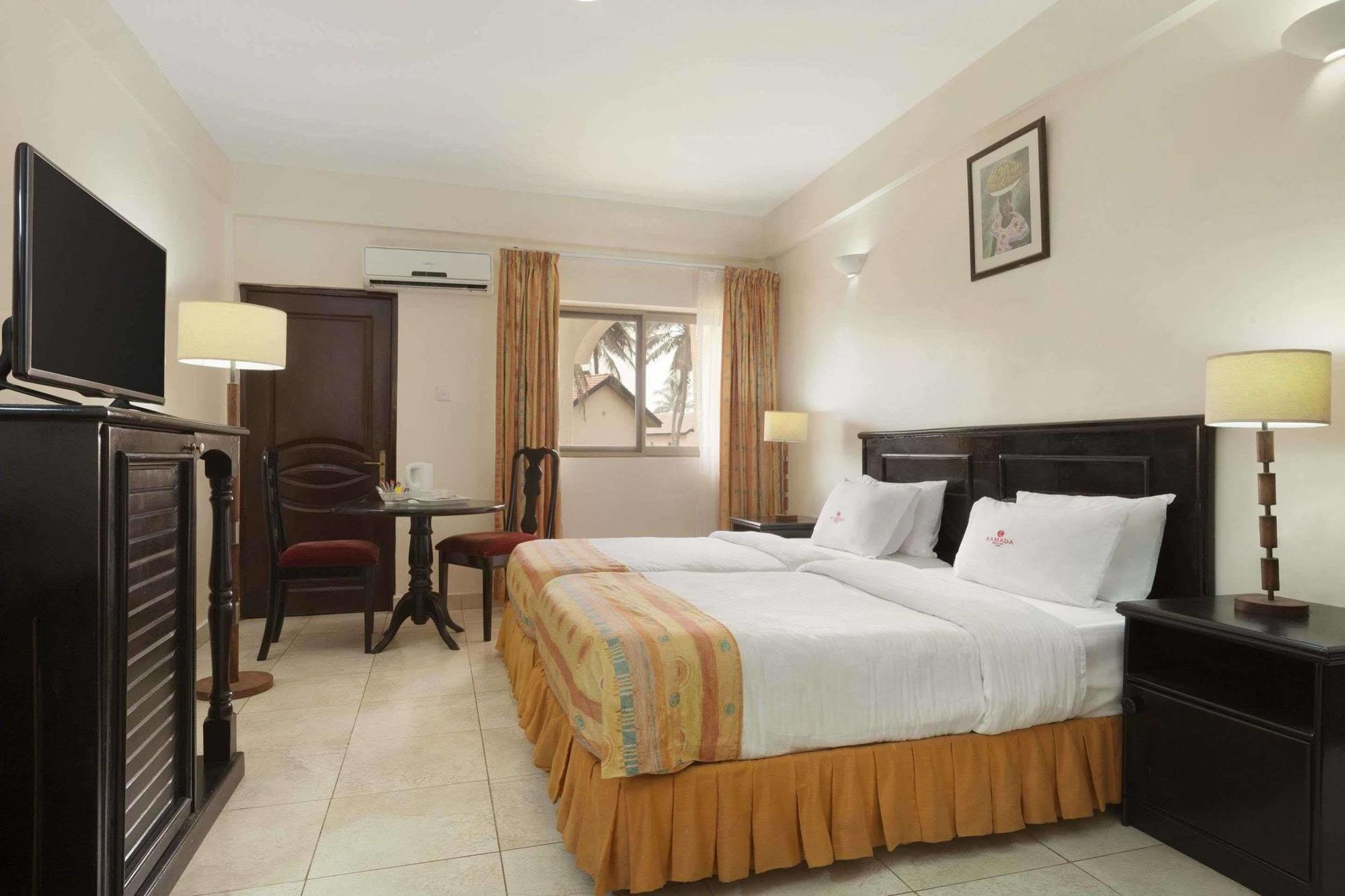 Ramada Resort Accra Exterior foto