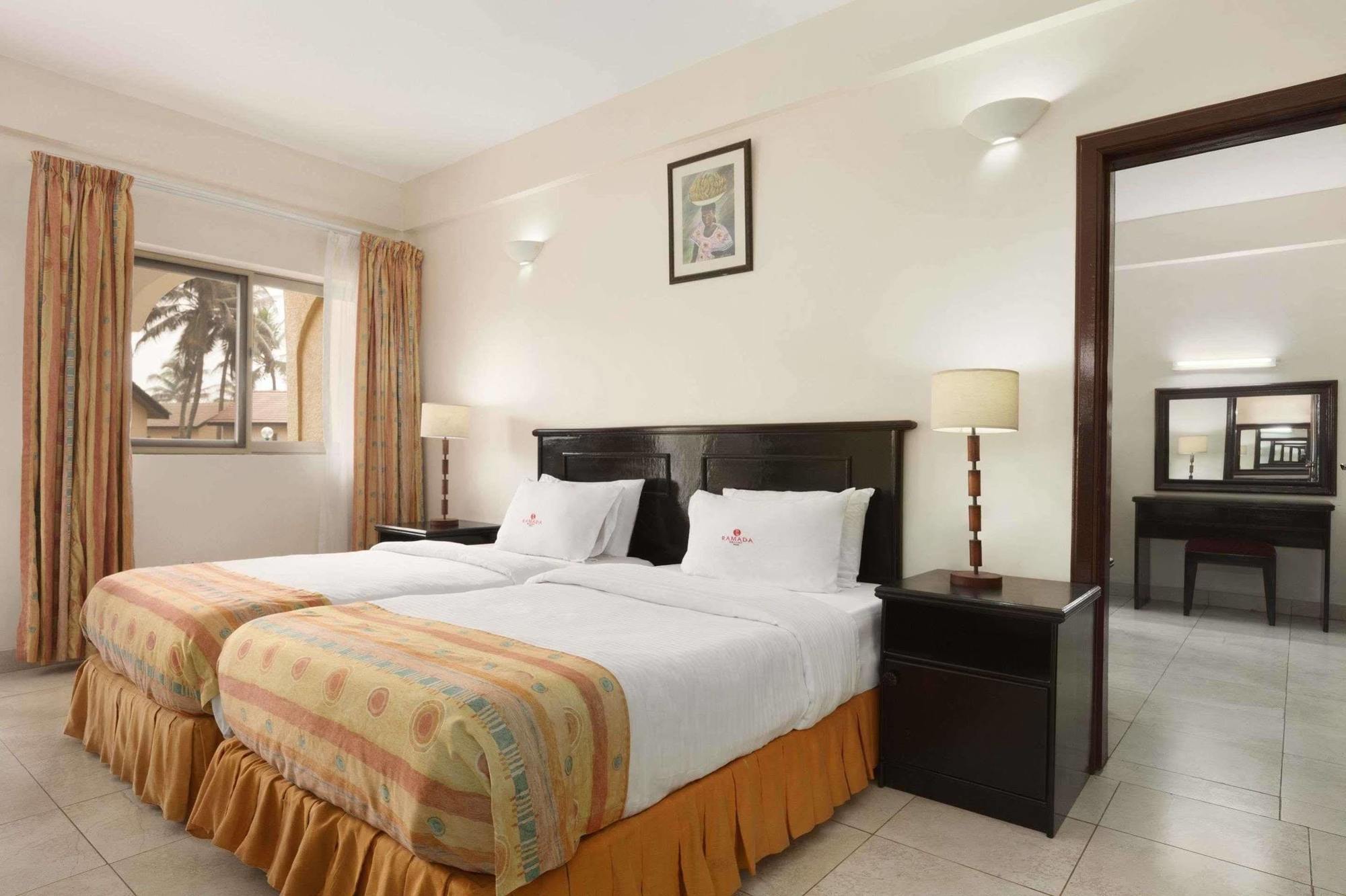 Ramada Resort Accra Exterior foto